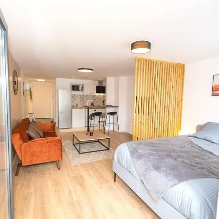 Kasa Gloria - Cosy Centre-ville - Parking&wifi Gratuits, équipé Appartamento *